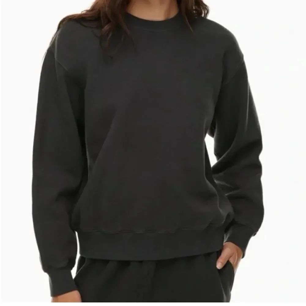 Aritzia Tna Womens Cozy AF Fleece Crew Sweatshirt Color: Vintage Grey Size Small